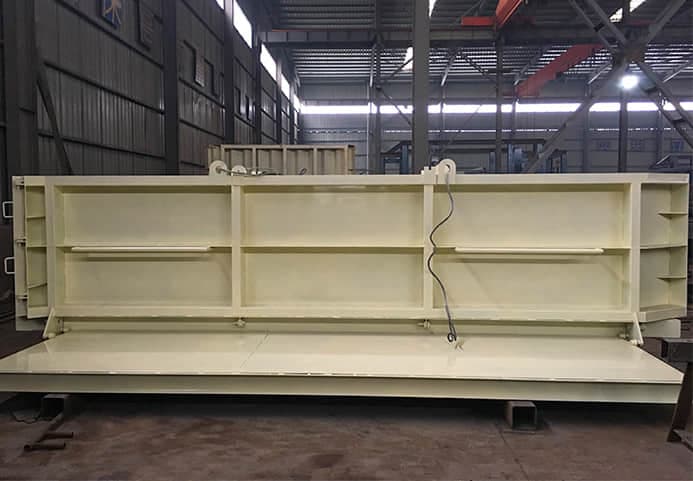 Steel staircase mold side and platform for precast stair-flight production
